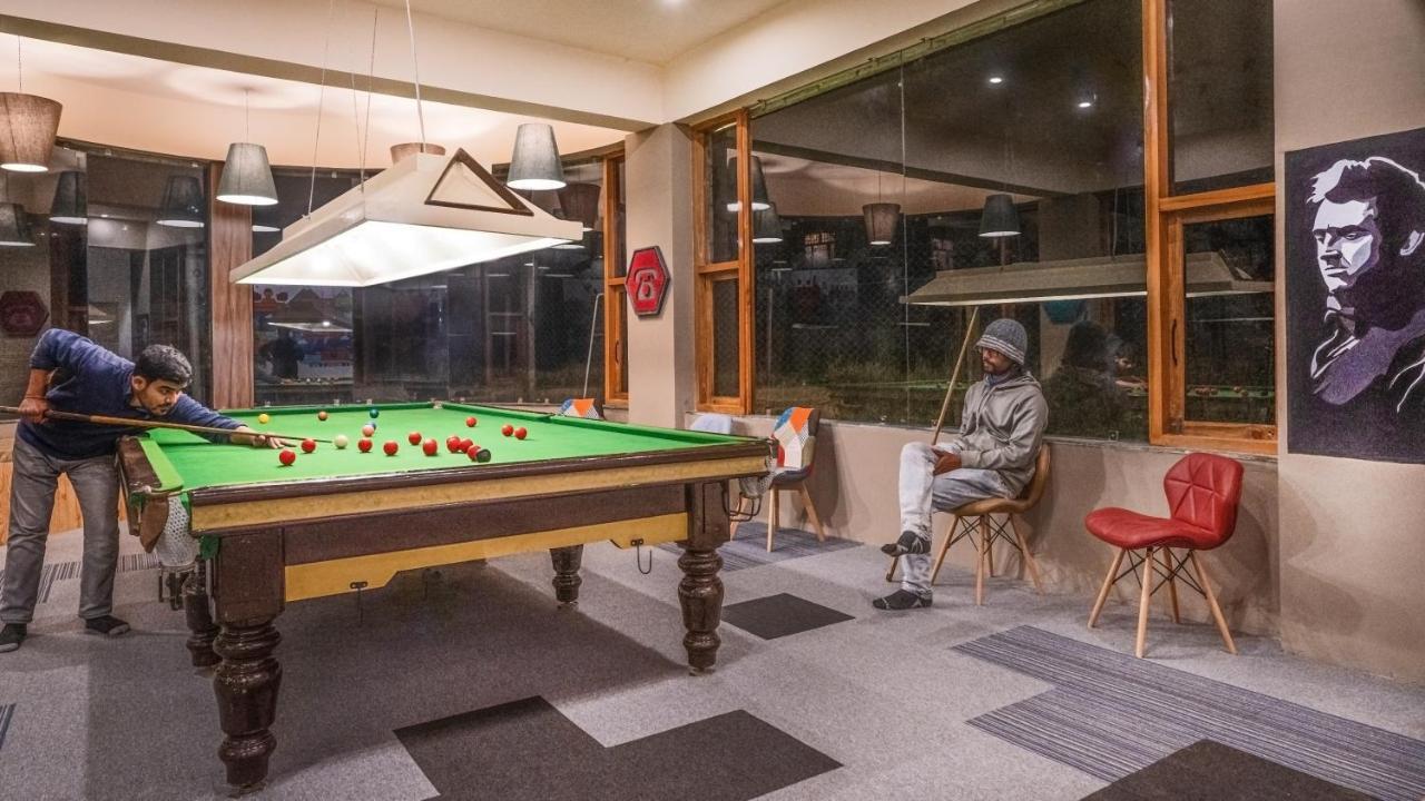 Zostel Plus Bir Esterno foto